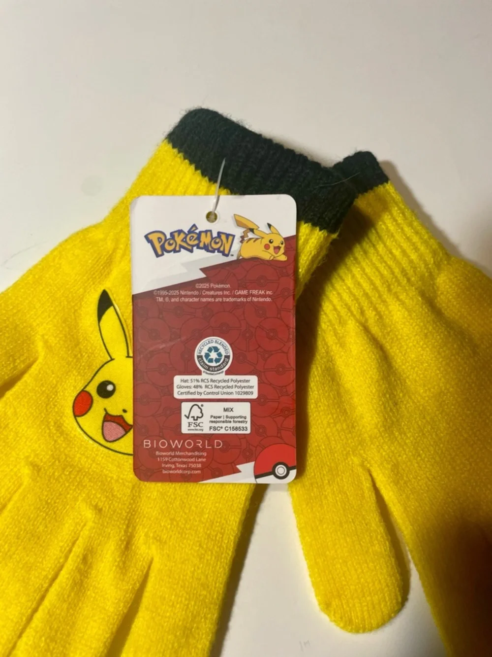 Pikachu Kids Yellow Knit Gloves NWT OSFM Anime Cartoon Fall Winter Wear Bioworld
